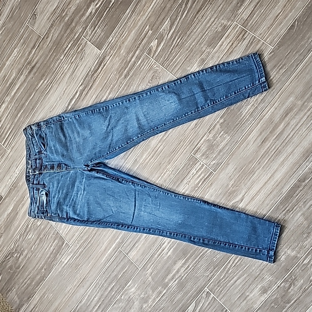 Universal Thread High Rise Skinny Jeans | Size 6 / 28 Regular